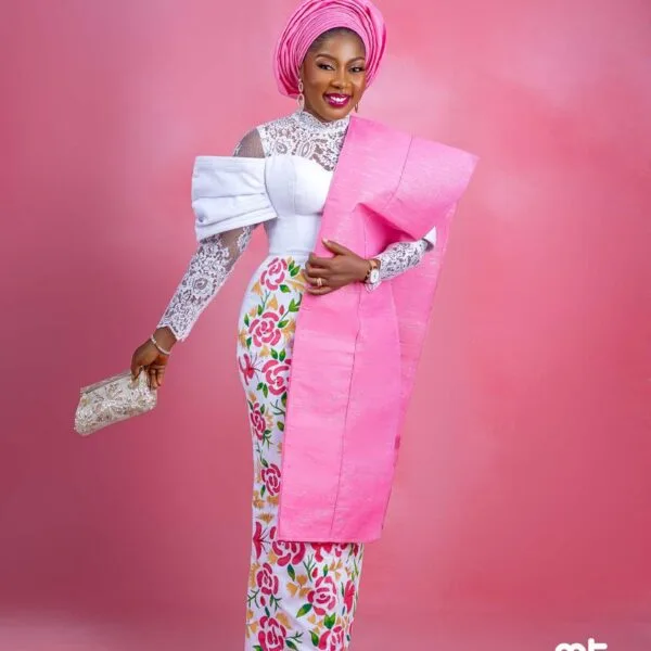 Sulahzee Handprinted Complete Aso Oke