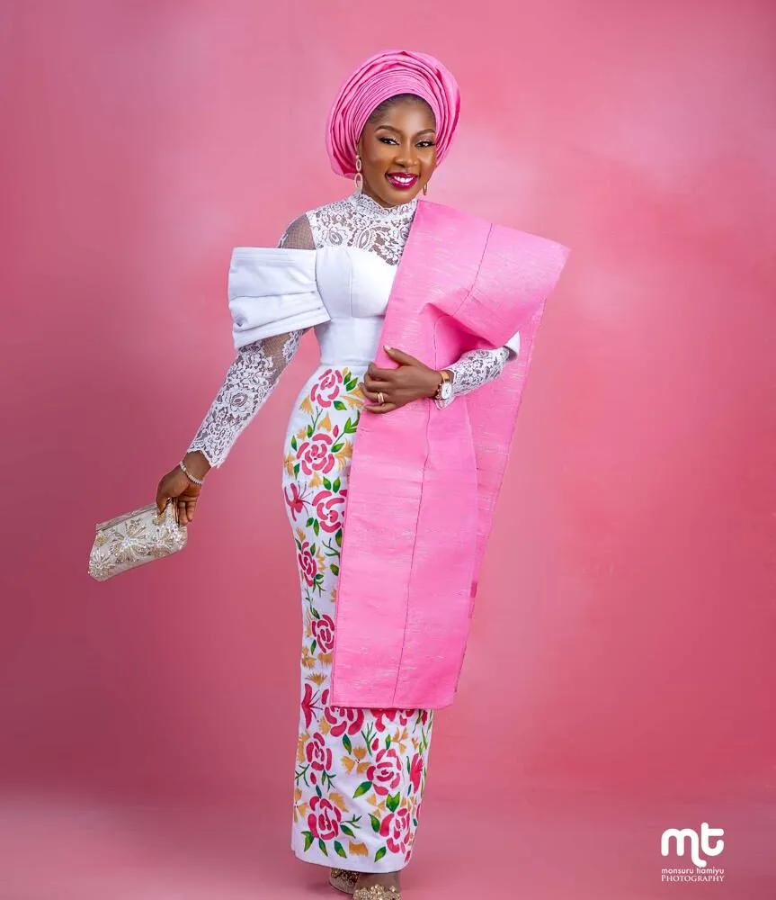 Sulahzee Handprinted Complete Aso Oke